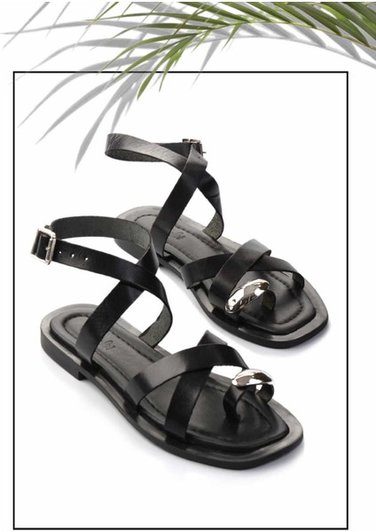 Siyah Hakiki Deri Kadın Sandalet K05826018203