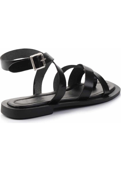 Siyah Hakiki Deri Kadın Sandalet K05826018203 fırsatları