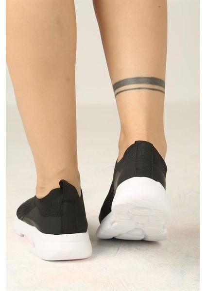 Kadın Ortopedik Bağcıksız Triko Spor Ayakkabı-Siyah-Beyaz fiyatları