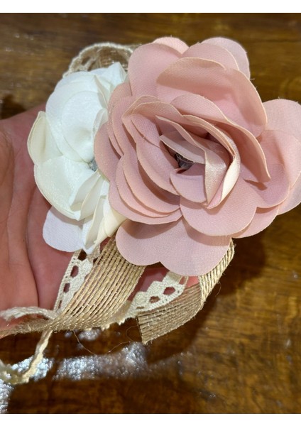 12X8 cm Taşlı Güllü Tasarım Broş Yaka Iğnesi