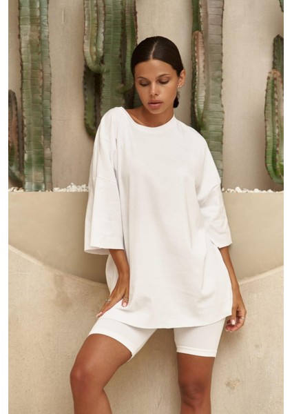 Lux Kadın Kısa Kollu Tişört Beyaz fiyatları