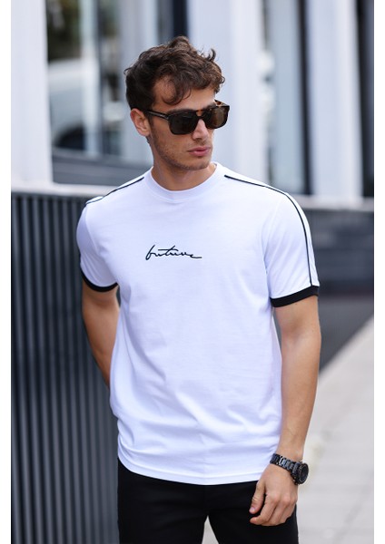 Erkek Future Nakışlı Slim Fit Bisiklet Yaka Omuz Biye Detaylı %100 Pamuk T-Shirt