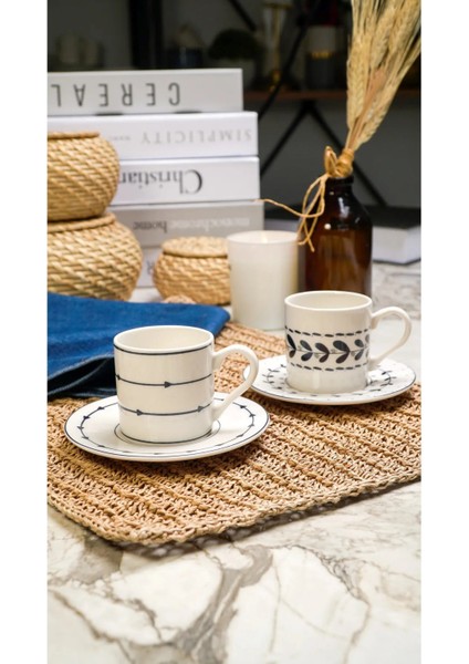 Yaren 4 Parça 2 Kişilik Porselen Kahve Fincan Takımı Kırık Beyaz