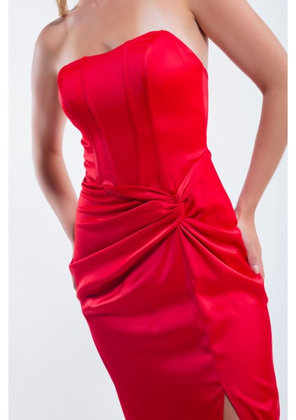 Kadın Kırmızı Kruvaze Astarlı Dokuma Korse Detaylı Saten Uzun Abiye Elbise fırsatları