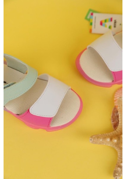 22-25 Numara Kız Çocuk Mint Beyaz Renk Vicco Laura Işıklı Sandalet fiyatları