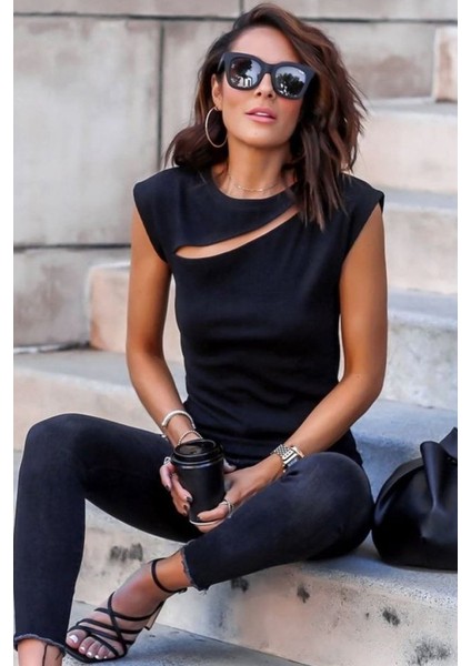 Kadın Sıfır Kol Pencere Detay Viskon T-Shirt