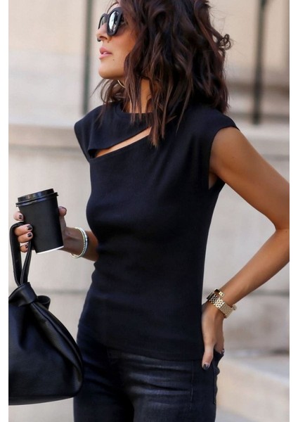 Kadın Sıfır Kol Pencere Detay Viskon T-Shirt modelleri