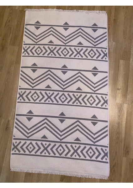 Kanaat Home Uşak Kilim