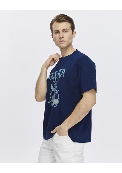 Astronot Baskılı Oversize Tişört indirimleri