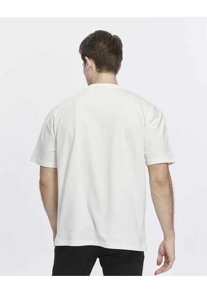 Yanda Fermuar Baskılı Oversize Tişört fırsatları