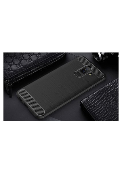 Samsung Galaxy A6 Plus 2018 Ultra Koruma Sağlayan Şık Room Silikon Kılıf