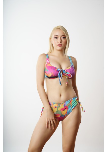 B1828 Geniş Üçgen Bikini Tk.