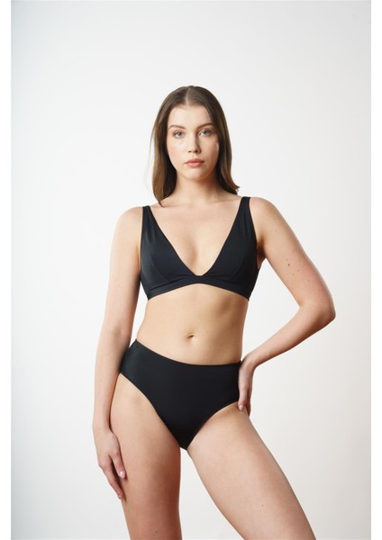 B1844 Geniş Üçgen Bikini Tk