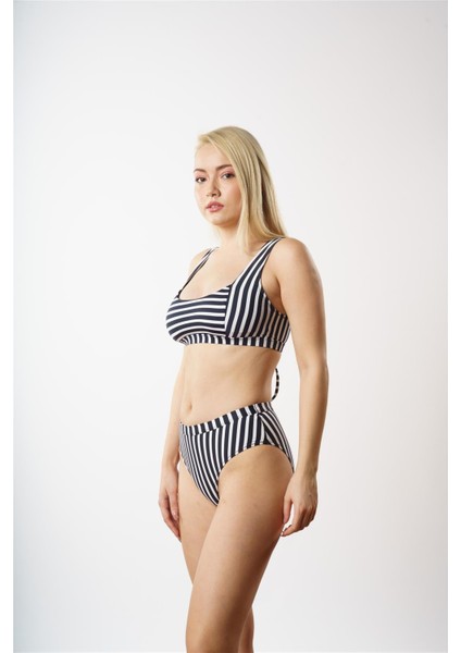 B1859 Kare Yaka Bikini Tk