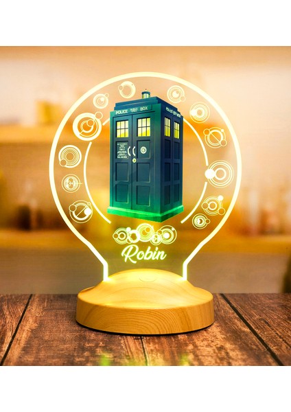 Tardis Desenli Gece Lambası, Doctor Who Hayranlarına , Galiffrey Dilinde Kişiye Özel Isim Çevrili Zaman Yolcusu Telefon Kulübesi, Timelord, Tardis, Kişiselleştirilebilir Masa Lambası