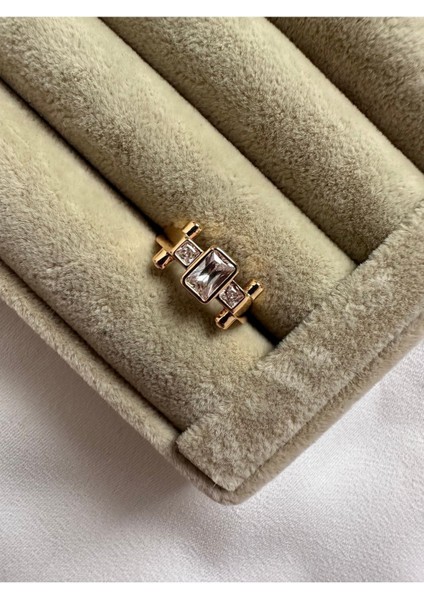 Tekno Trust Altın Kaplama Gold Renkli Taşlı Dörtgen Model Serçe Parmak Yüzüğü Zirkon Taş Altın