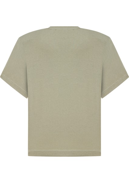 Basic T-Shirt