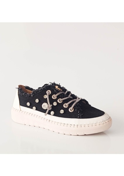 Siyah Renk Kot Malzeme Taşlı Düz Taban Kadın Sneakers