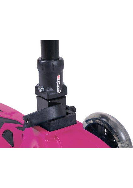 Winky Scooter Pembe LED Işıklı Teker Katlanabilir 5+Yaş Max 90 kg