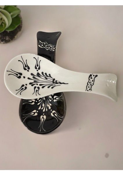 Dekoratif Tasarım Kirli Kaşık Altlığı, Kaşıklık, Kepçe Altlığı, Çini / Seramik Tamamen El Yapımı modelleri