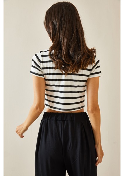 Siyah Bisiklet Yaka Çizgili Crop T-Shirt 5YXK1-48698-02 indirimleri