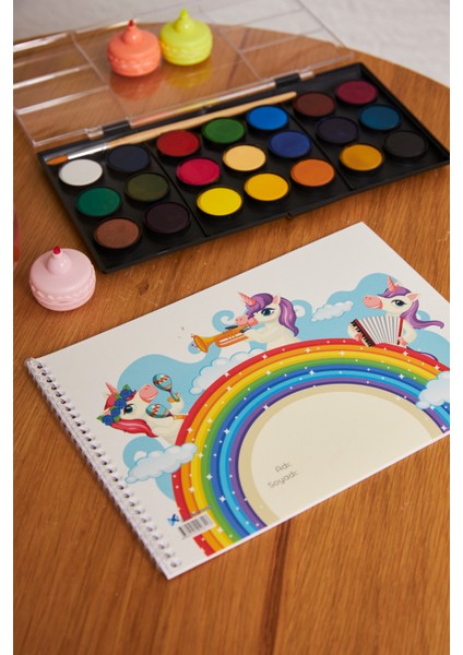 Okul Öncesi Unicorn Küçük Boy 6 Lı Set 15 Yapraklı Karton Kapaklı Resim Defteri 17X24CM