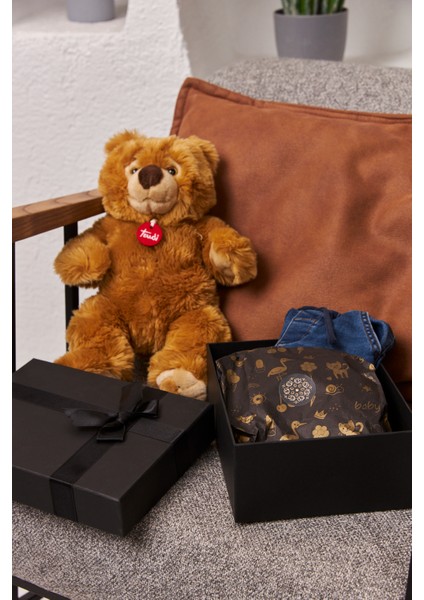 Hediye Paketleme Kağıdı,bebek Eşya Paketleme: 20 Adet Yüksek Kaliteli Özel Gold Bebek Baskılı Ambalaj Kağıdı 110GR. Parlak Kuşe Kağıtlarımızla Şık Hediyeler Hazırlayın 48*68CM