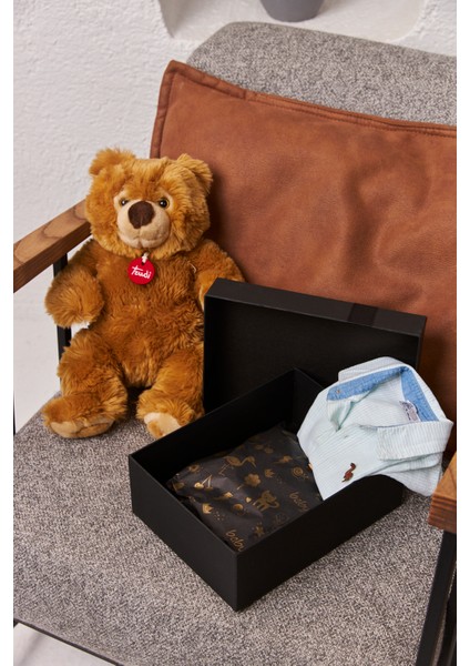 Hediye Paketleme Kağıdı,bebek Eşya Paketleme: 30 Adet Yüksek Kaliteli Özel Gold Bebek Baskılı Pelur 17GR. Siyah Pelur Kağıtlarımızla Şık Hediyeler Hazırlayın 34*48CM fiyatları