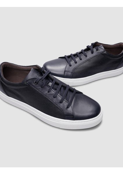 Lacivert Bağcıklı Erkek Sneaker fırsatları