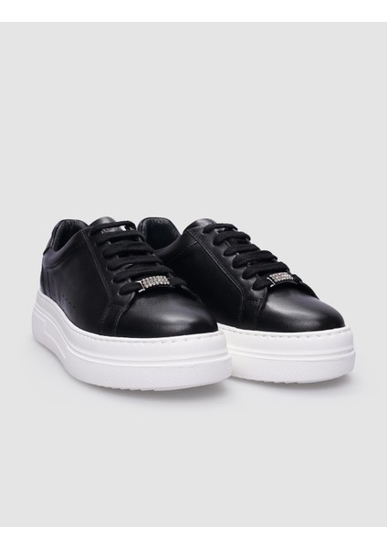 Siyah Bağcıklı Kadın Sneaker