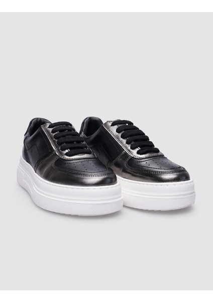 Siyah Bağcıklı Kadın Sneaker fiyatları