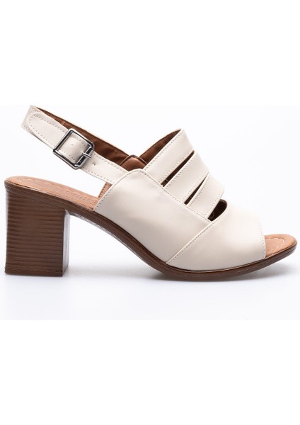 Kadın Topuklu Sandalet TR012Y06B