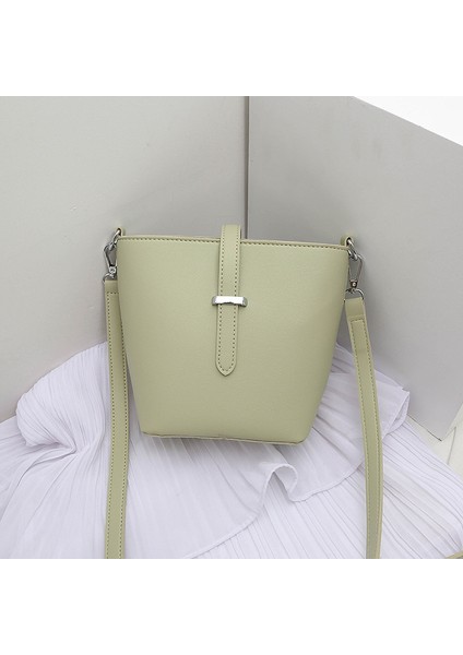 Kadınlar Için Internet Ünlü Kova Çantası 2024 Yeni Kore Versiyonu Basit ve Çok Yönlü Omuz Çantası Chi Moda Retro Crossbody Çanta (Yurt Dışından)