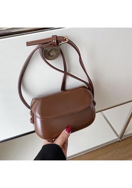 Kore Retro Eyer Çantası 2024 Yaz Yeni Stil Omuz Crossbody Çanta, Şık, Basit ve Çok Yönlü Kadın Cep Telefonu Çantası (Yurt Dışından)