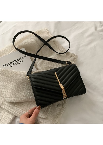 Kadınlar Için Yeni Rahat Nakış Çanta 2024 Moda Crossbody Çanta Basit Kore Tarzı Yabancı Stil Popüler Tek Omuz Küçük Kare Çanta (Yurt Dışından)