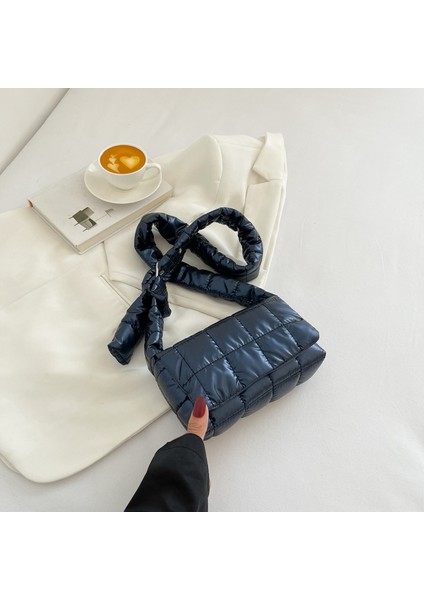 Kadınlar Için Moda Kareli Tek Omuz Crossbody Çanta 2024 Sonbahar Basit Büyük Kapasiteli Işe Gidip Gelme Küçük Kare Çanta (Yurt Dışından)