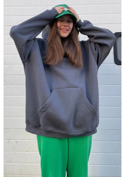 Kadın Füme Kanguru Cepli Kapüşonlu 3 Iplik Şardonlu Oversize Sweatshirt