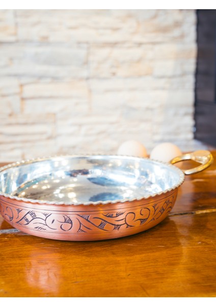 Bakır Tava Oyma Nakışlı Fırfırlı Tava Parlak 23 cm
