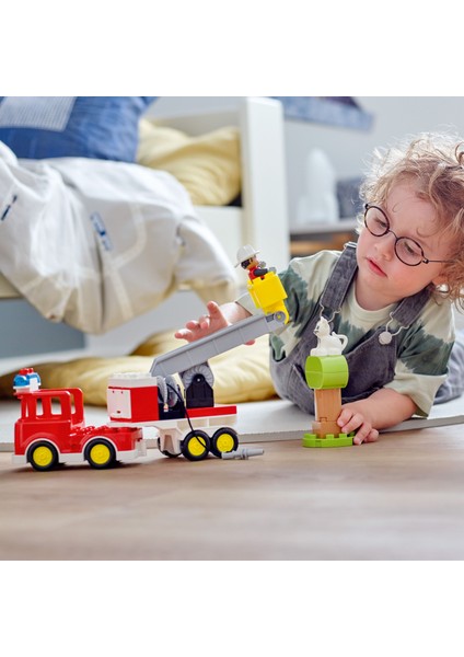 ® DUPLO® İtfaiye Kamyonu 10969 - 2 Yaş & Üzeri Çocuklar için Eğitici Oyuncak Yapım Seti (21 Parça)