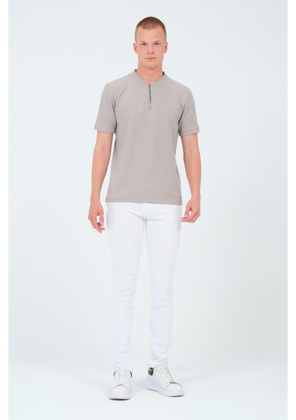 Erkek Slim Fit Yarım Fermuarlı T-Shirt indirimleri