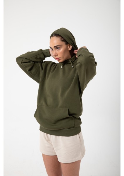 Haki Yeşil Baskısız Kanguru Cepli Kapüşonlu 3 Iplikli Şardonlu Oversize Kadın Sweatshirt fiyatları