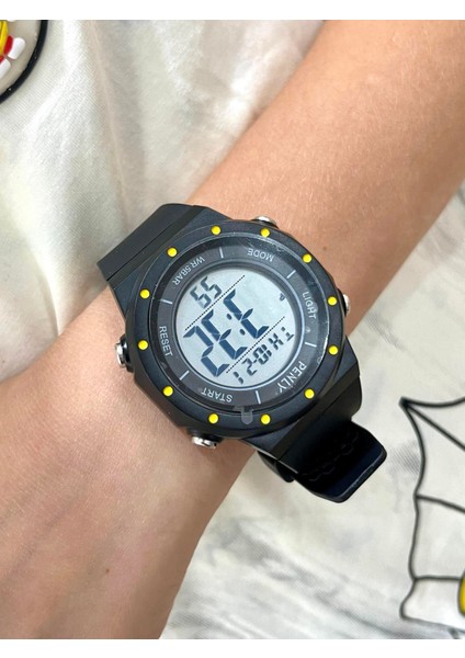 Dijital Kol Saati 356 Model Siyah Sarı +4 Renk Kronometre-Alarmlı 5ATM Su Geçirmez fiyatları