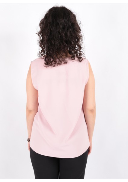 81954 Kadın Broş Detaylı V Yaka Kolsuz Bluz fırsatları