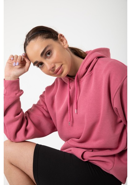 Mürdüm Baskısız Kanguru Cepli Kapüşonlu 3 Iplikli Şardonlu Oversize Kadın Sweatshirt
