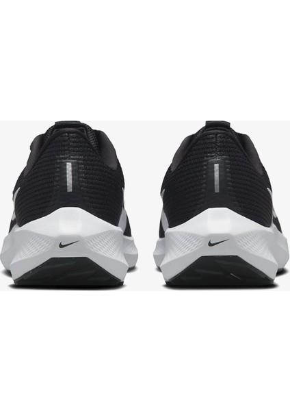 Air Zoom Pegasus 40 Kadın Siyah Koşu AYAKKABISI.001