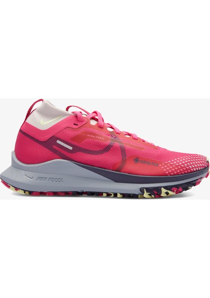 React Pegasus Trail 4 Gore-Tex Kadın Pembe Koşu AYAKKABISI.600
