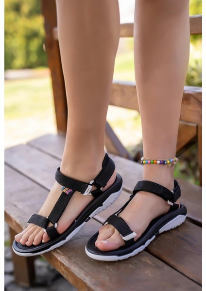 Siyah Beyaz Cırtlı Kaymaz Termo Taban Spor Sandalet