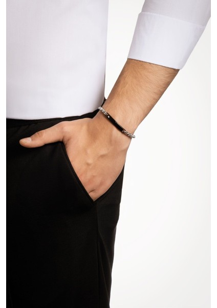 Tekno Trust Çelik Zirkon Taş Detaylı Çelik Erkek Bileklik 1 Yıl Zirkon Taş Metalik modelleri