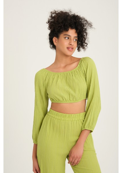 Açık Omuzlu Crop ve Pantolon Müslin Takım