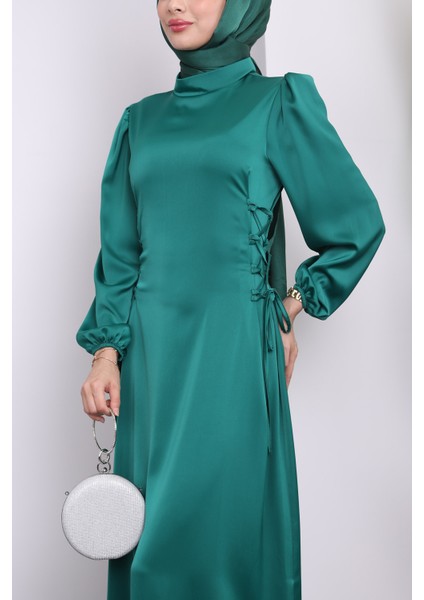 Zümrüt Yeşili Yan Detaylı Saten Abiye fırsatları